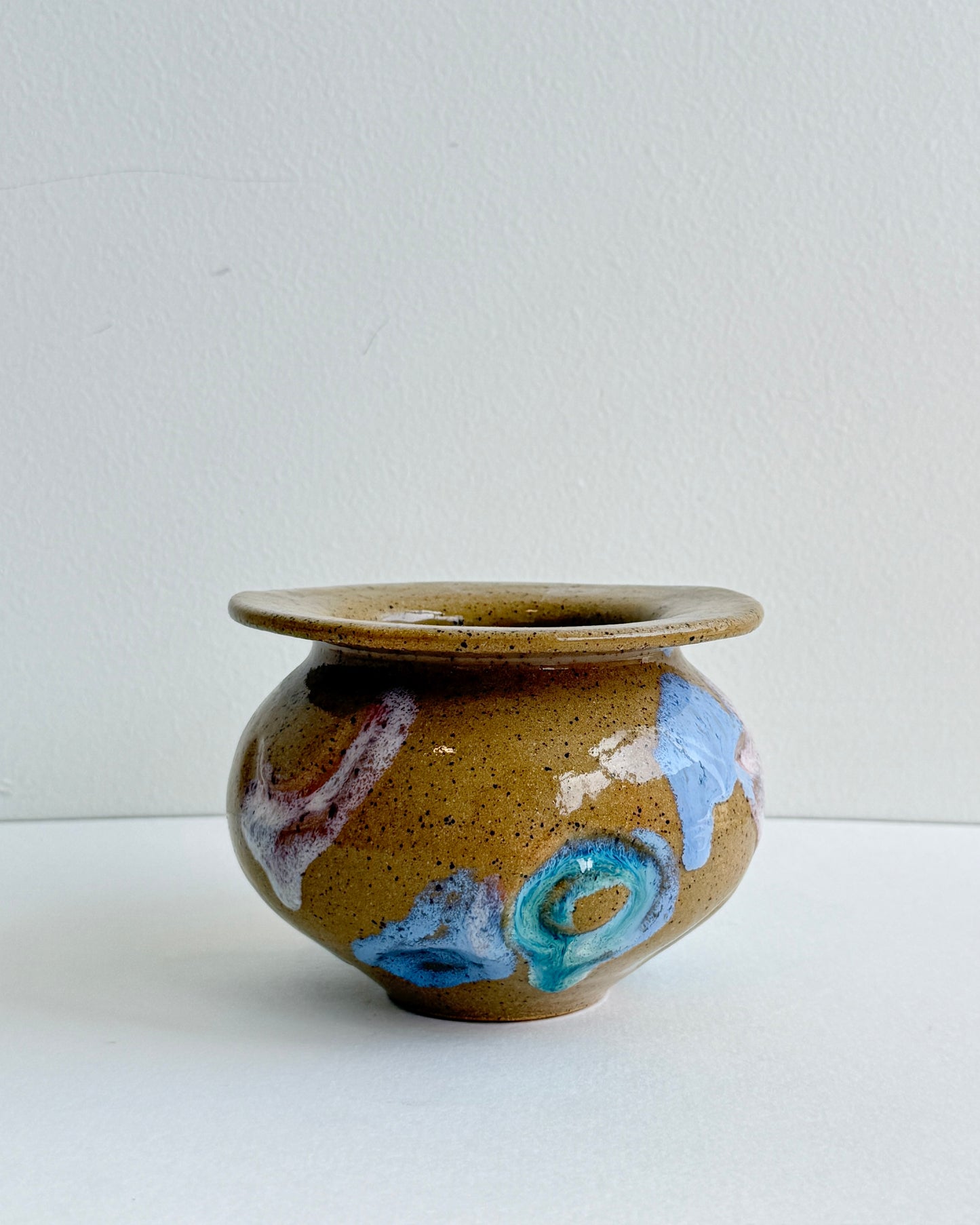 Watercolor Vase Mini Speckled